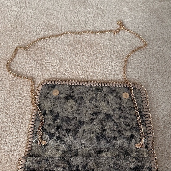 EUC Phase 3 Metallic Clutch Bag! - Picture 4 of 10